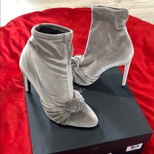 Giuseppe Zanotti grey booties